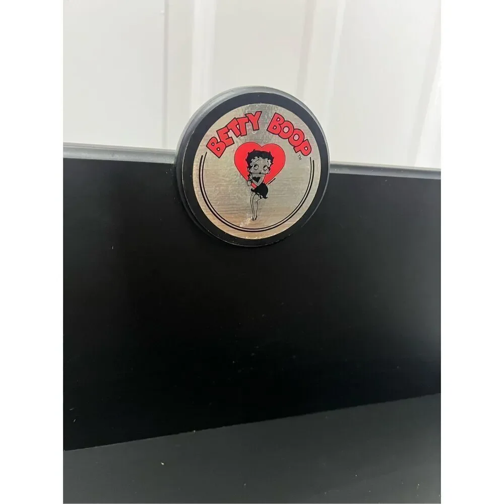 Rare Vintage franklin mint betty boop display wall mount or table top shelf